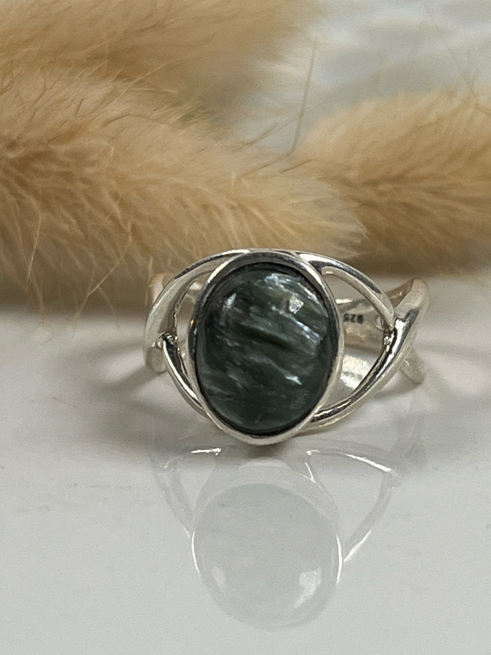 925 Solid Sterling Silver Seraphinite Gemstone Ring Size 7.25